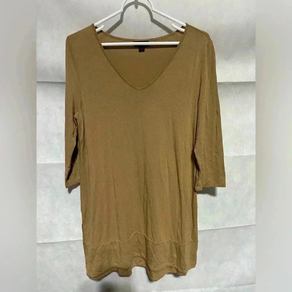 J Jill XS Shirt Top Tan Camel V Neck Tunic 3/4 Sleeve Stretch Wearever Women’s
